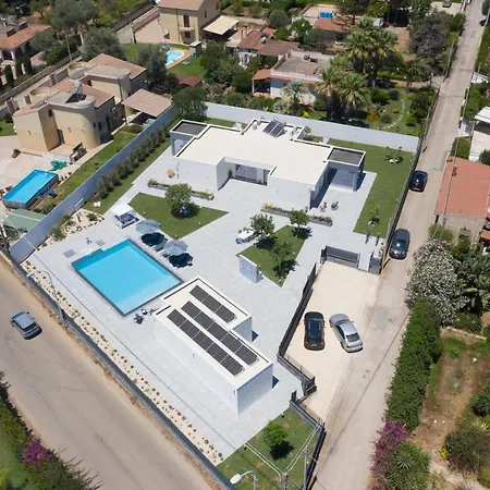 Frühstückspension Beb Elsa Garden Charme & Luxury Villa Fontane Bianche
