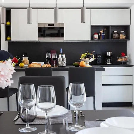 Beb Elsa Garden Charme & Luxury Villa * Fontane Bianche